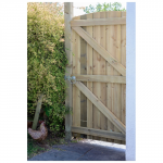 ARCHED FEATHEREDGE GATE